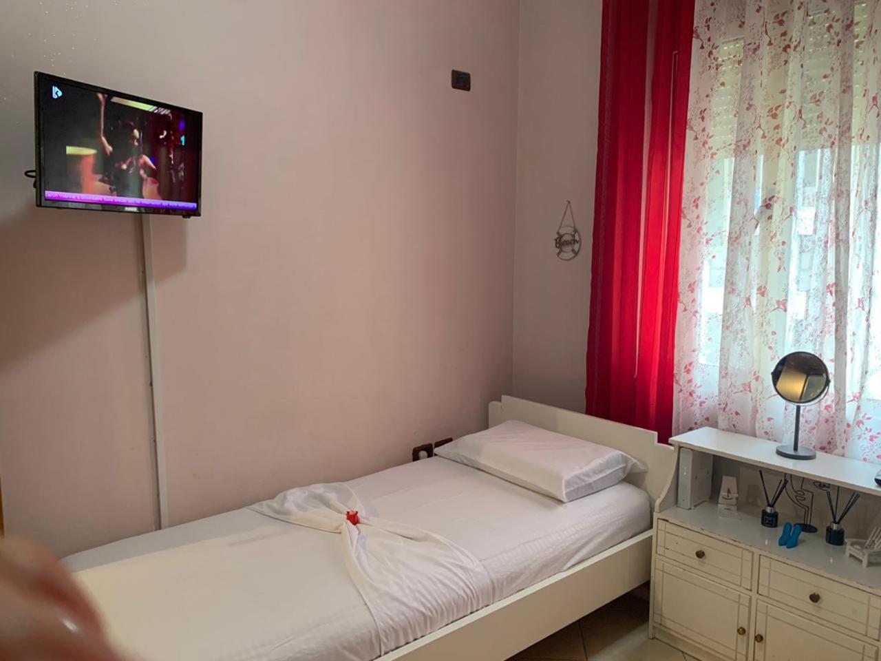 Lungomare Apartment Vlorë Exterior foto